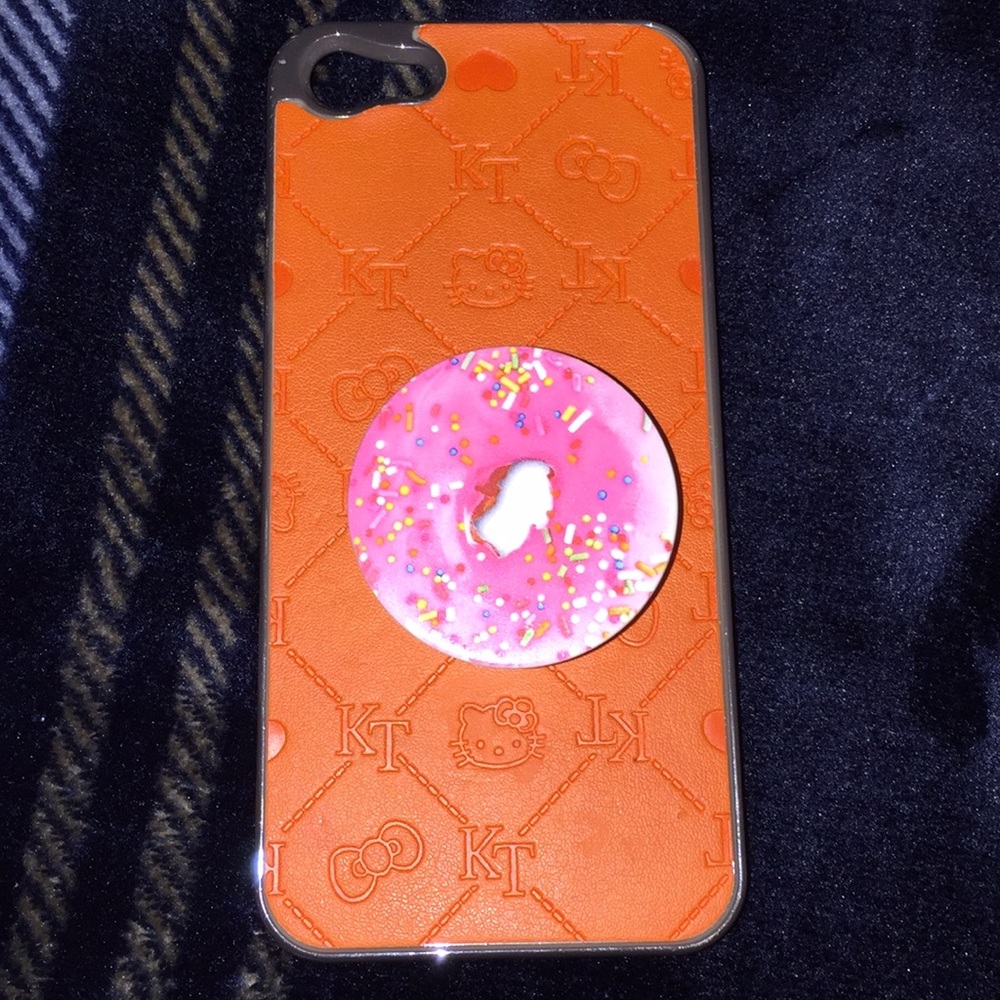 Hello kitty 🐱 iPhone case
